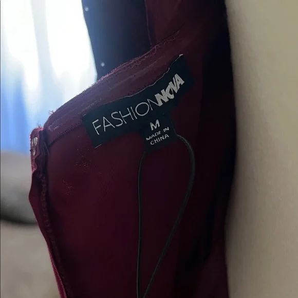 Fashion nova burgundy dress size M - Picture 5 of 5